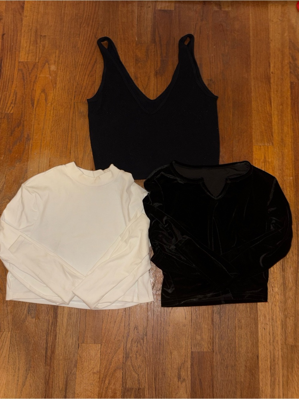 SHEIN 3 Piece Tops Bundle Crop Tops & Ribbed Tank Size L